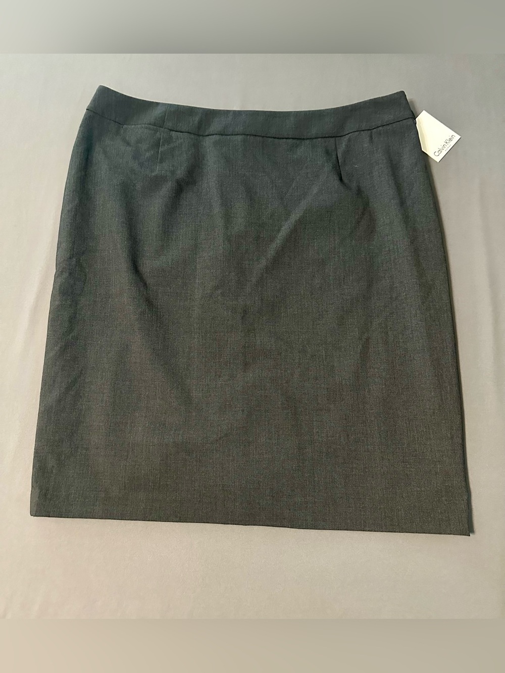NWT Calvin Klein Pencil Skirt in Charcoal (18W)